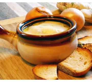 francoska čebulna juha